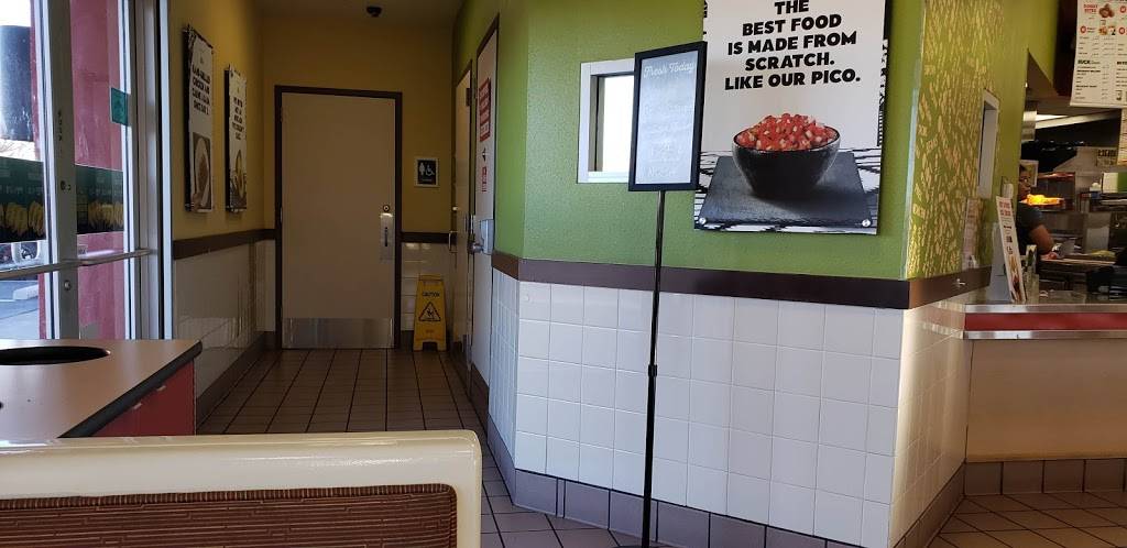 Del Taco | meal takeaway | 1885 Emilio Lopez Rd, Los Lunas, NM 87031, USA | 5058654768 OR +1 505-865-4768