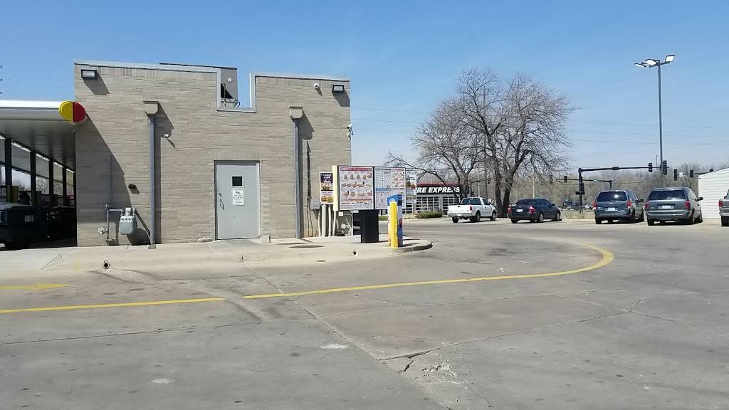 Sonic Drive-In | restaurant | 110 S West St, Wichita, KS 67213, USA | 3169423766 OR +1 316-942-3766