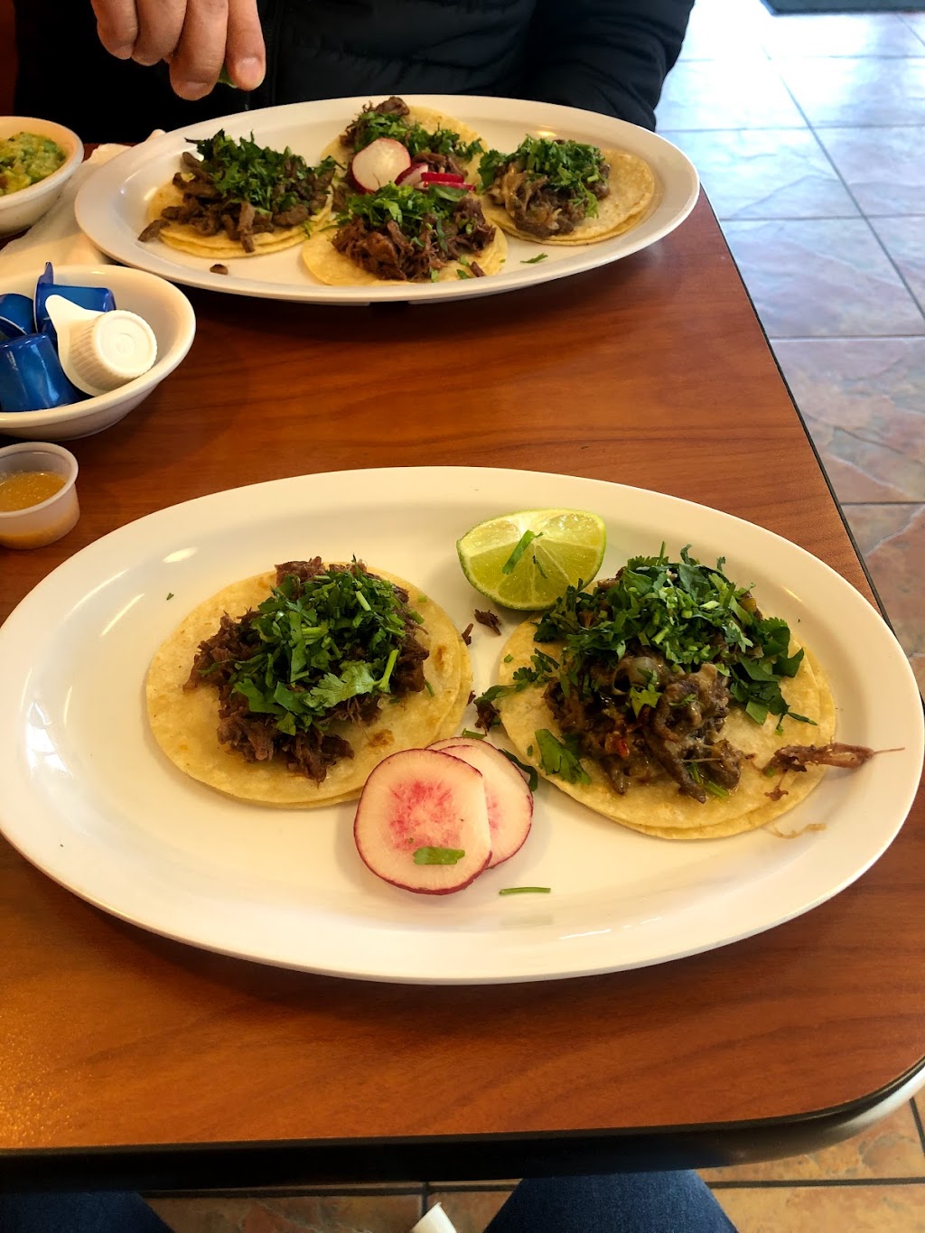 Taqueria El Molcajete | restaurant | 321 N Columbia Center Blvd, Kennewick, WA 99336, USA | 5095790081 OR +1 509-579-0081