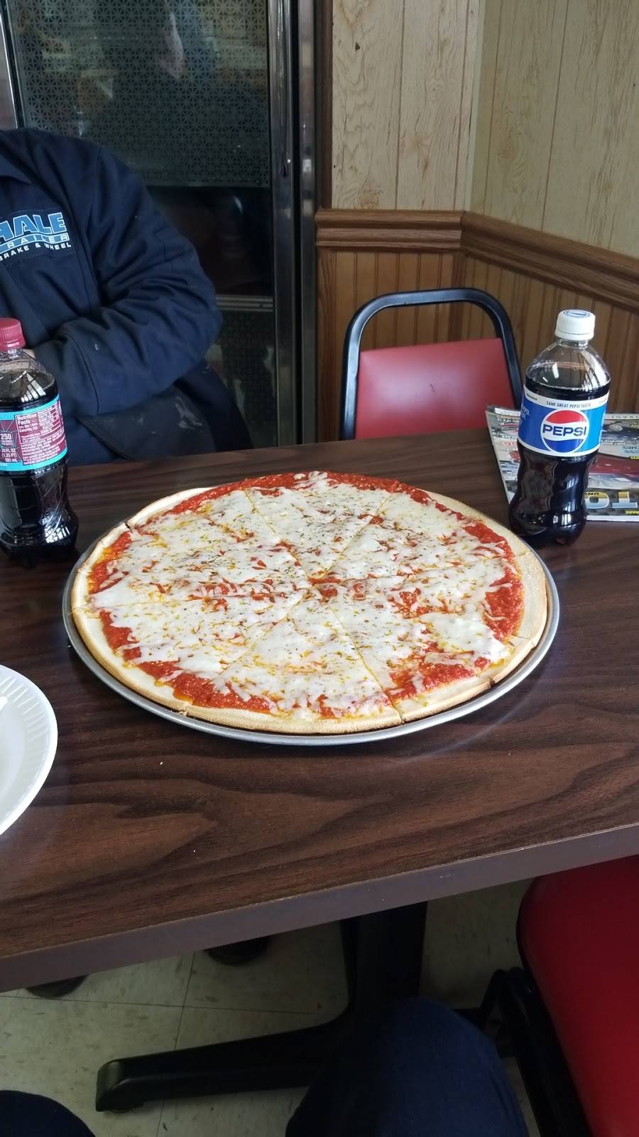 Lenas Steak & Sub Shop | restaurant | 503 N Bridge St, Elkton, MD 21921, USA | 4103980791 OR +1 410-398-0791