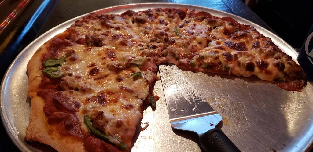 The Red Brick Restaurant & Lounge | restaurant | 100 W Point Dr, Greensburg, PA 15601, USA | 7248364361 OR +1 724-836-4361