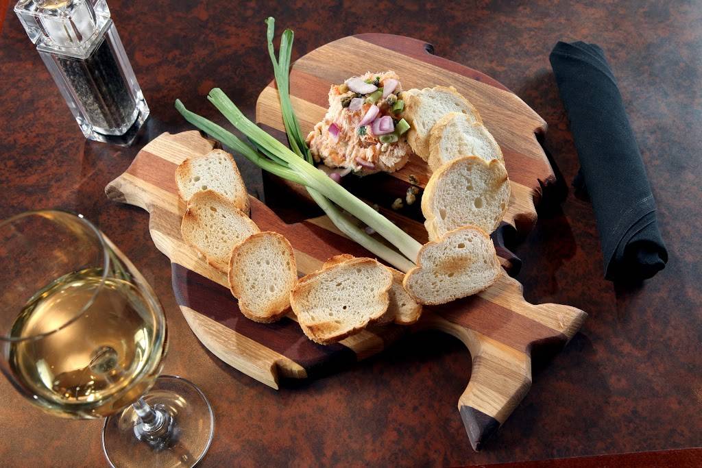 Twisted Rooster Grand Rapids | meal takeaway | 1600 E Beltline Ave NE, Grand Rapids, MI 49525, USA | 6163018171 OR +1 616-301-8171