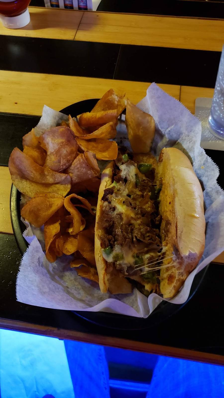 Bootleggers Bar & Grille Home of the big deck | restaurant | 287 TN-1, Crossville, TN 38555, USA | 9313370449 OR +1 931-337-0449