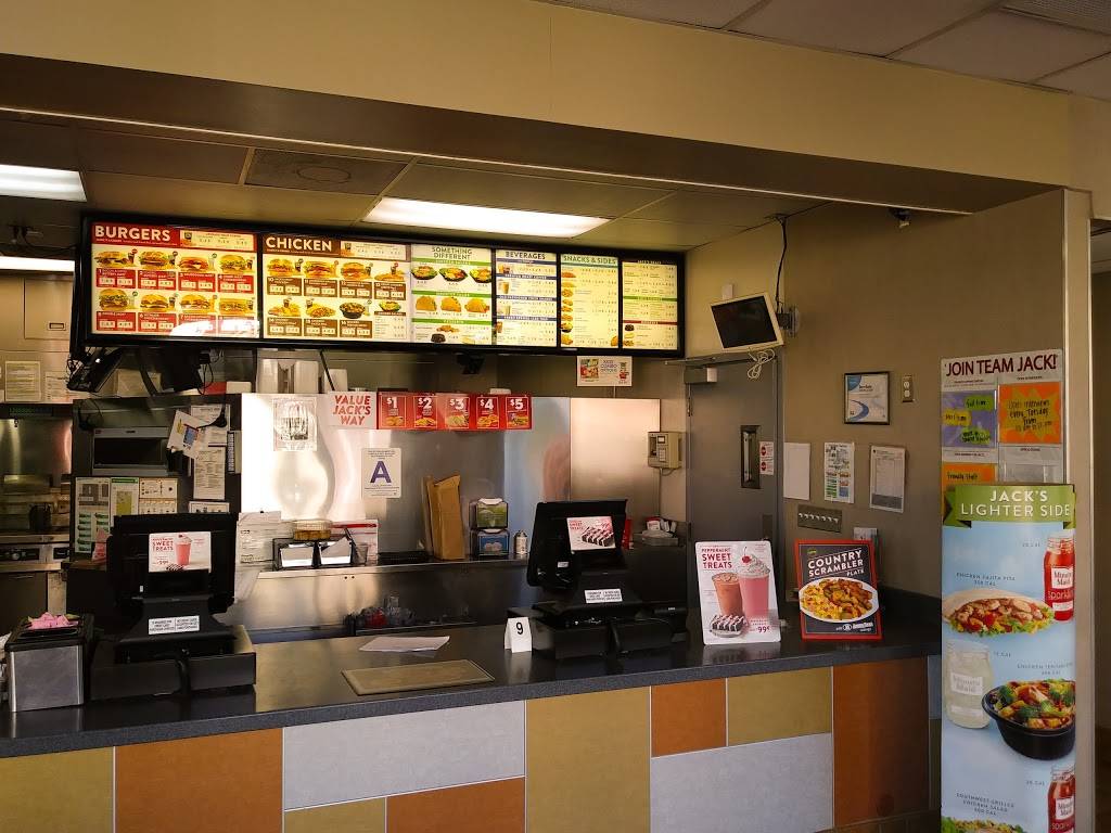 Jack in the Box | restaurant | 694 S Palm Canyon Dr, Palm Springs, CA 92264, USA | 7604162543 OR +1 760-416-2543