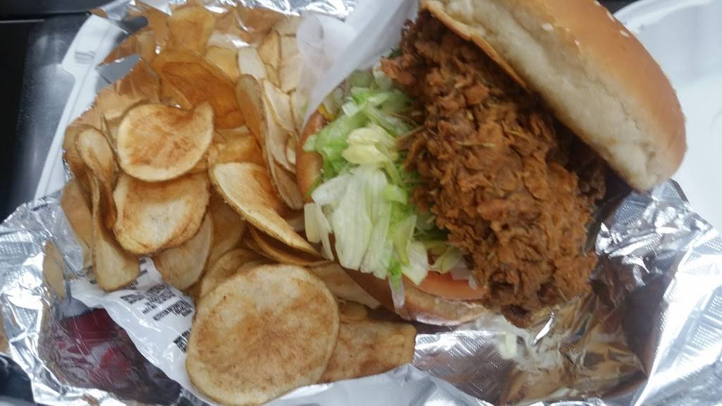 Texas PO Boys Food Truck | restaurant | New Braunfels St, New Braunfels, TX 78130, USA | 8305000034 OR +1 830-500-0034