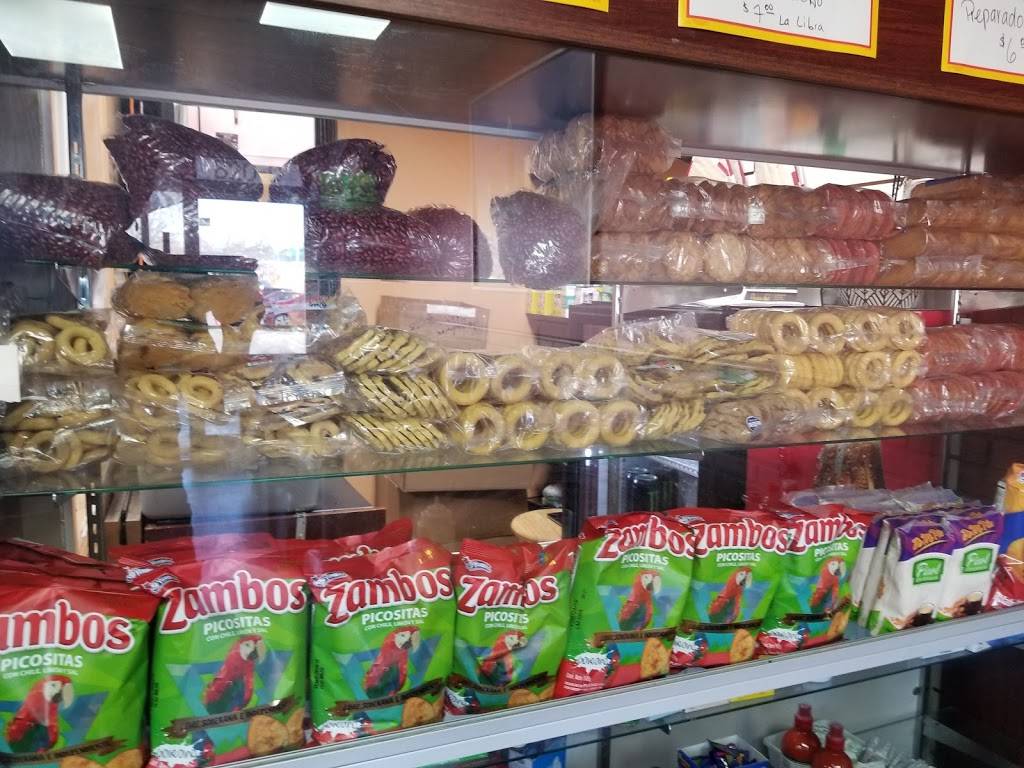 La Catracha Restaurant | restaurant | 820 E Arrowood Rd unit d, Charlotte, NC 28217, USA | 7046438856 OR +1 704-643-8856