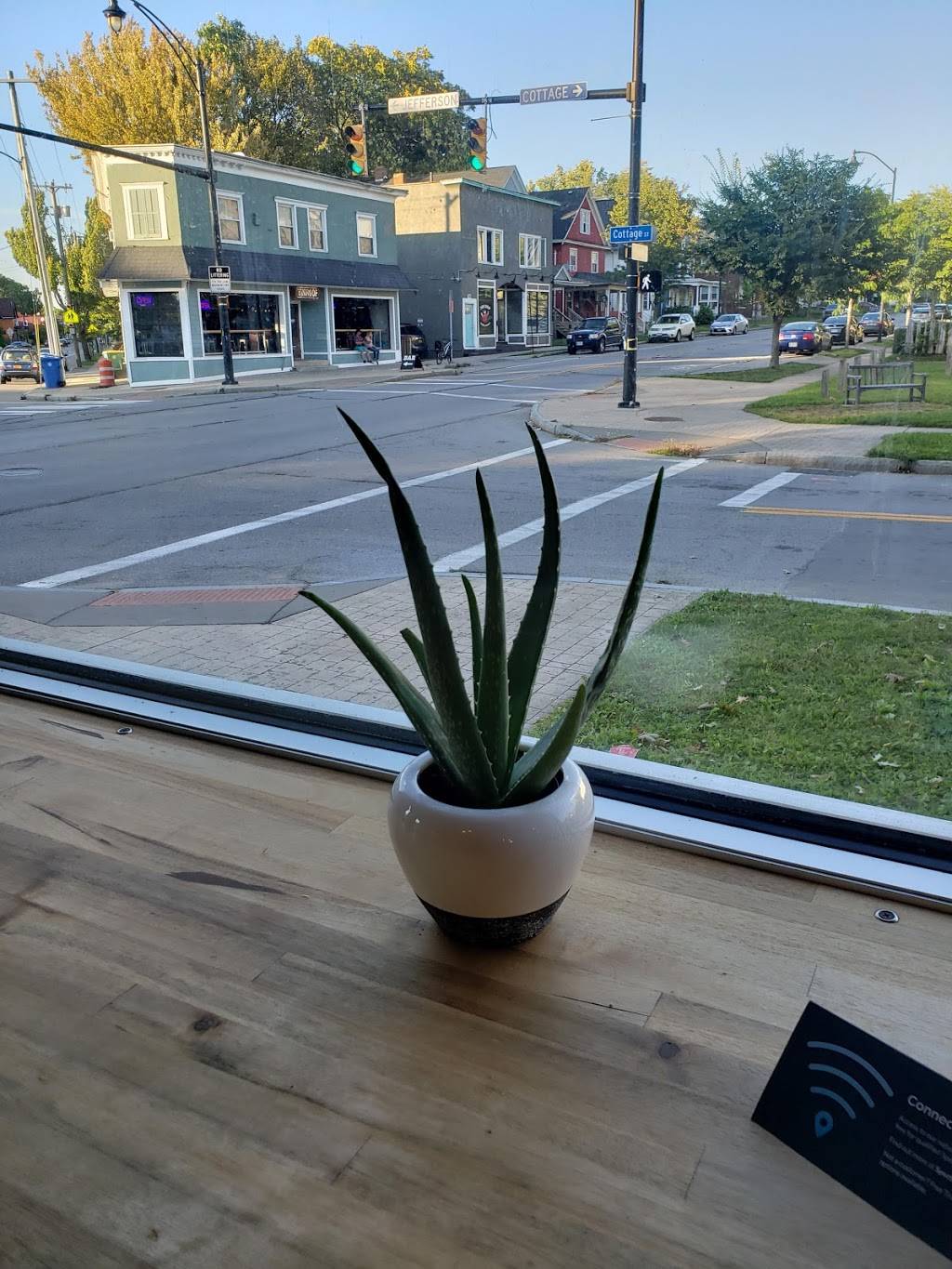 Louisianas Haitian Restaurant | restaurant | 1172 S Plymouth Ave, Rochester, NY 14611, USA | 5853635484 OR +1 585-363-5484