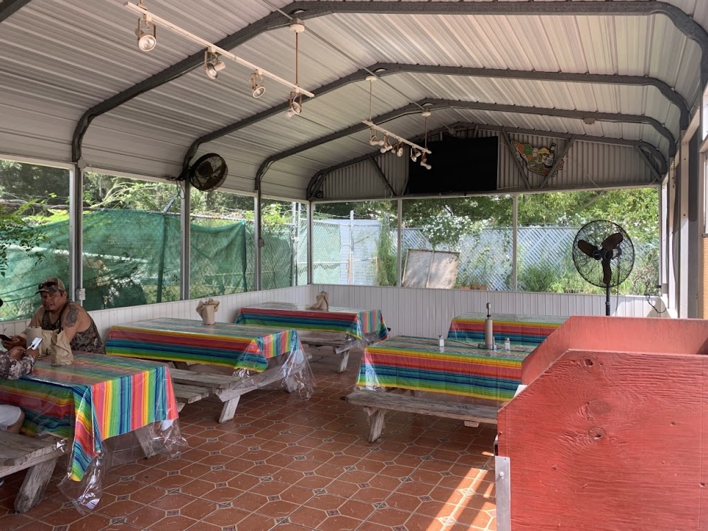 La Tienda y Taqueria Arcies | restaurant | 612 W Derby Ave, Auburndale, FL 33823, USA | 8639650109 OR +1 863-965-0109