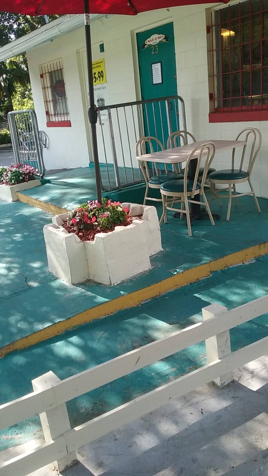 Max & Me Jamaican Restaurant & Bakery | bakery | 23 W Michael Gladden Blvd, Apopka, FL 32703, USA | 4077038535 OR +1 407-703-8535