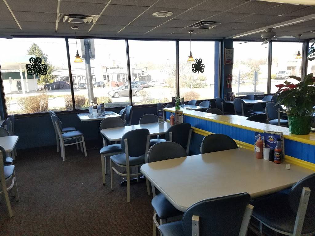 Skyline Chili | restaurant | 730 Lila Ave, Milford, OH 45150, USA | 5138314611 OR +1 513-831-4611