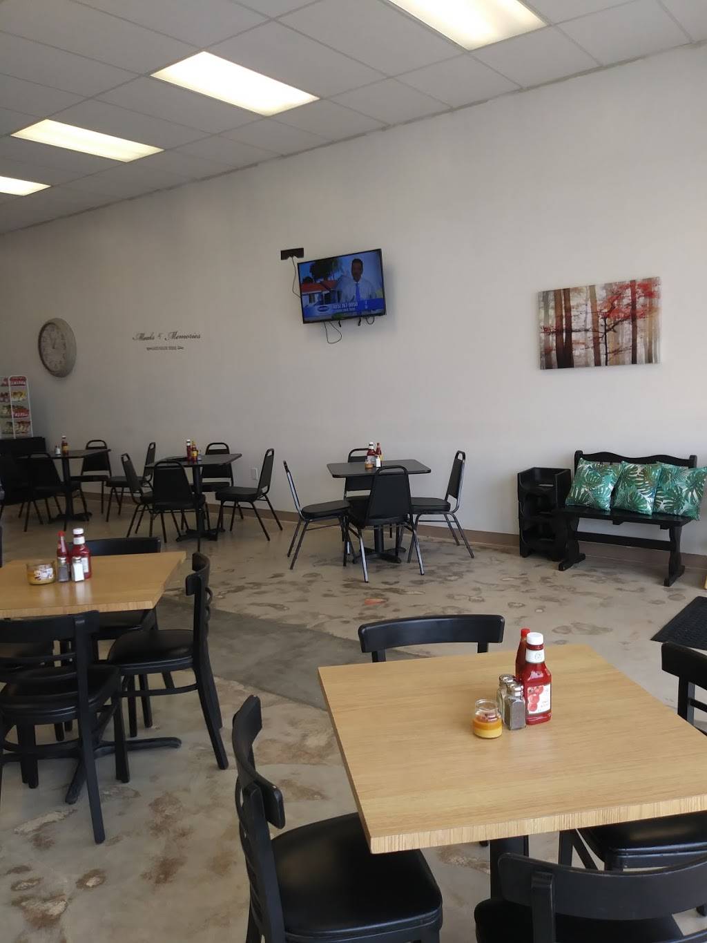 SEASONED CAFE | restaurant | 7454 E Reno Ave, Midwest City, OK 73110, USA | 4059312666 OR +1 405-931-2666