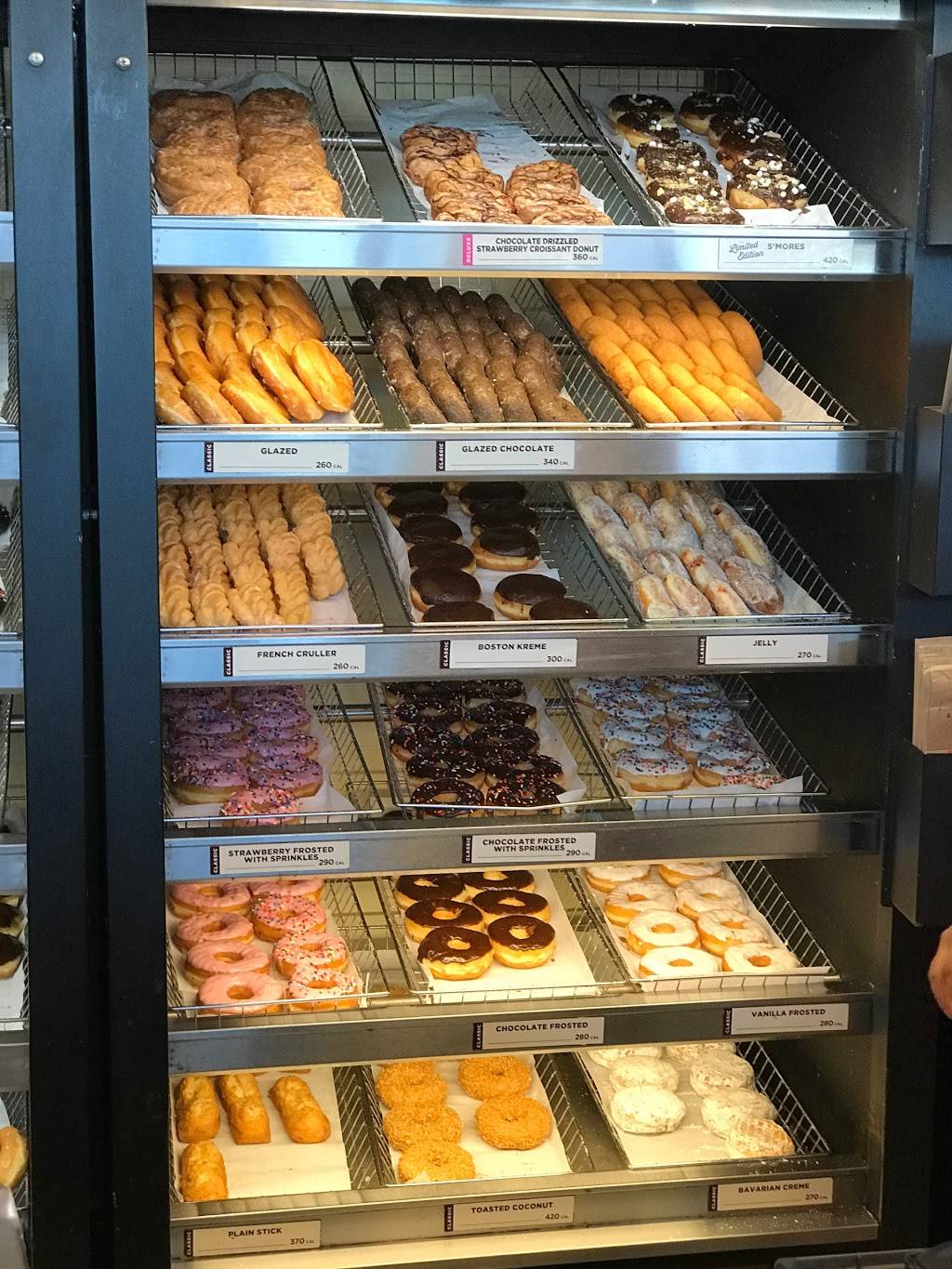Dunkin Donuts | cafe | 83-10 Astoria Blvd, East Elmhurst, NY 11370, USA | 7185051360 OR +1 718-505-1360