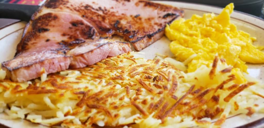 Moms Family Diner (Bixby) | restaurant | 13163 S Memorial Dr, Bixby, OK 74008, USA | 9183948800 OR +1 918-394-8800