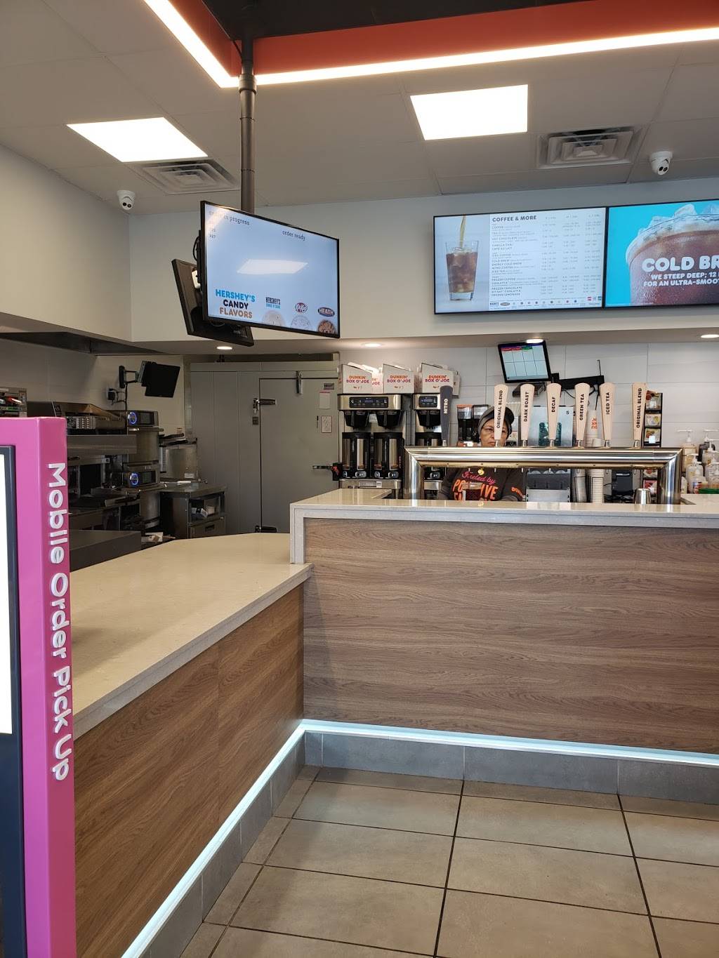 Dunkin | bakery | 657 Franklin Turnpike, Ridgewood, NJ 07450, USA | 2014455398 OR +1 201-445-5398