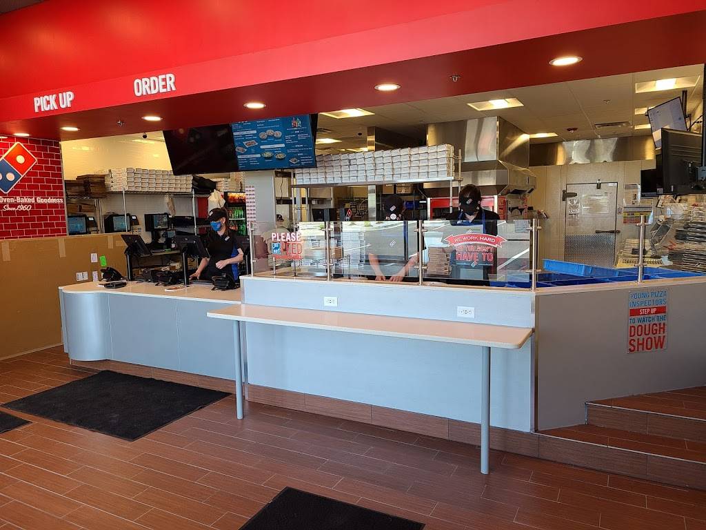 Dominos | restaurant | 7008 W 10th St #300, Greeley, CO 80634, USA | 9705737070 OR +1 970-573-7070