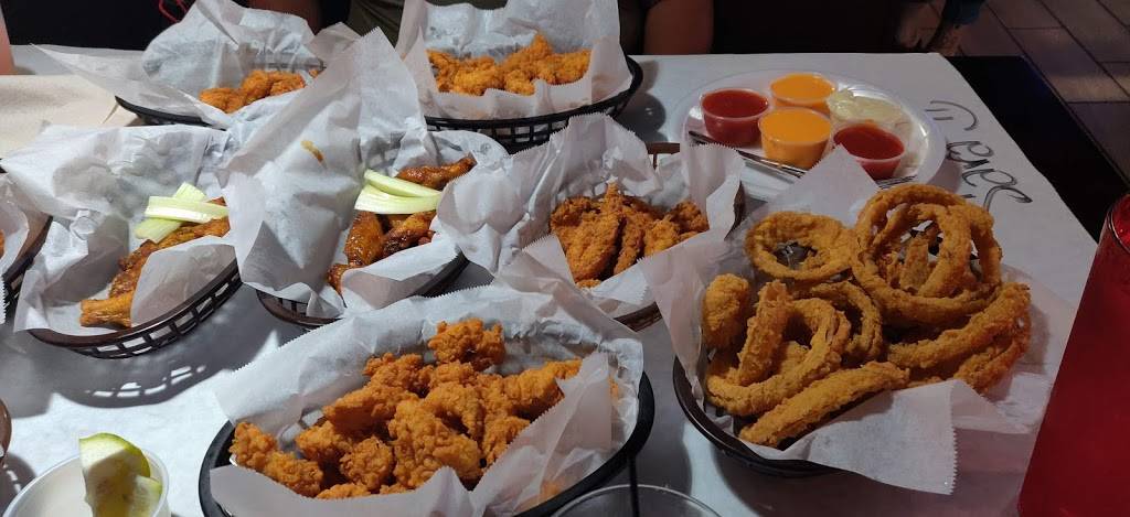 Shaking Crab Seafood & Bar | restaurant | 1483 GA-20, McDonough, GA 30253, USA | 6785865593 OR +1 678-586-5593