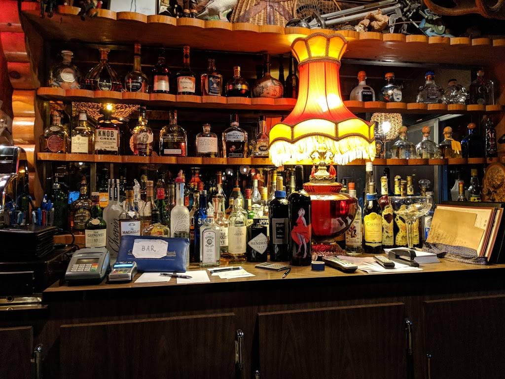 Hack-Ma-Tack Inn | restaurant | 8131 Beebe Rd, Cheboygan, MI 49721, USA | 2316252919 OR +1 231-625-2919