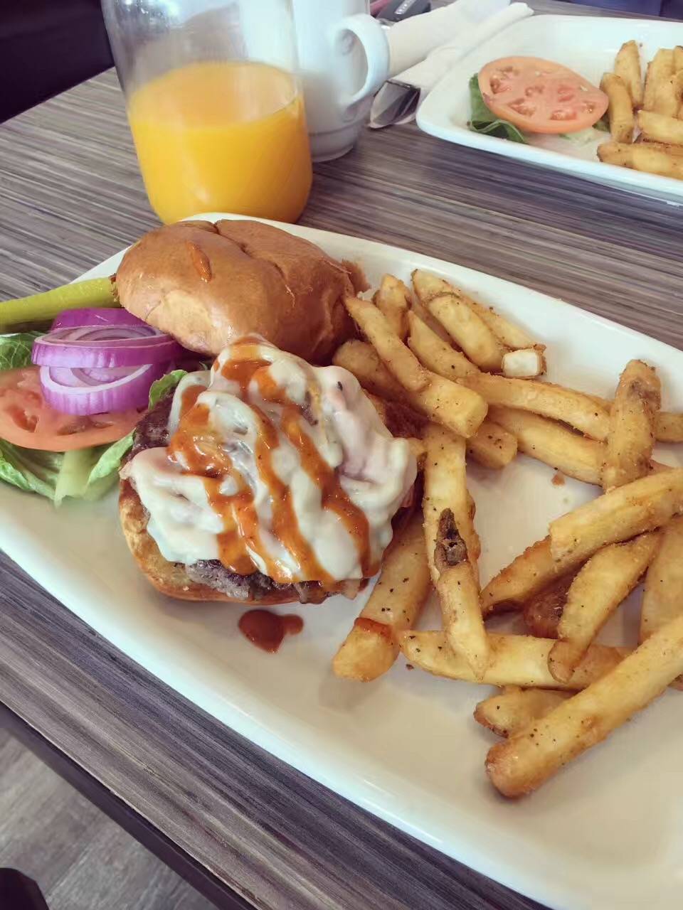 Eggsmart | restaurant | 280 North Service Rd W, Oakville, ON L6M 2S2, Canada | 6479564786 OR +1 647-956-4786