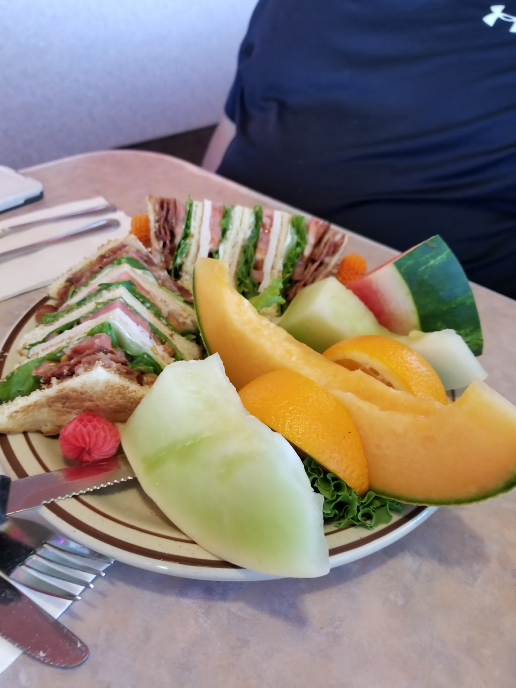 Abalone Bar and Grill | restaurant | 171 Klamath Blvd, Klamath, CA 95548, USA | 7074821777 OR +1 707-482-1777