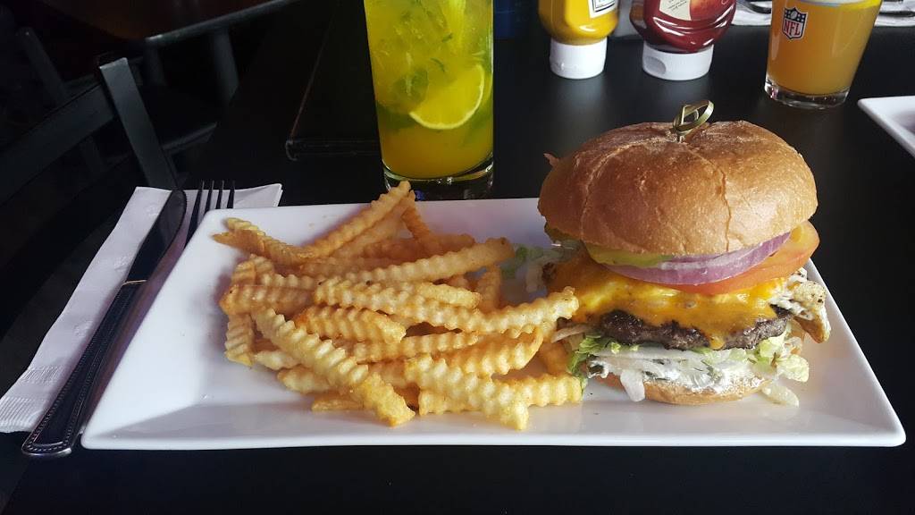 Portland Sports Bar & Grill | restaurant | 1811 SW River Dr #200, Portland, OR 97201, USA | 5032222027 OR +1 503-222-2027