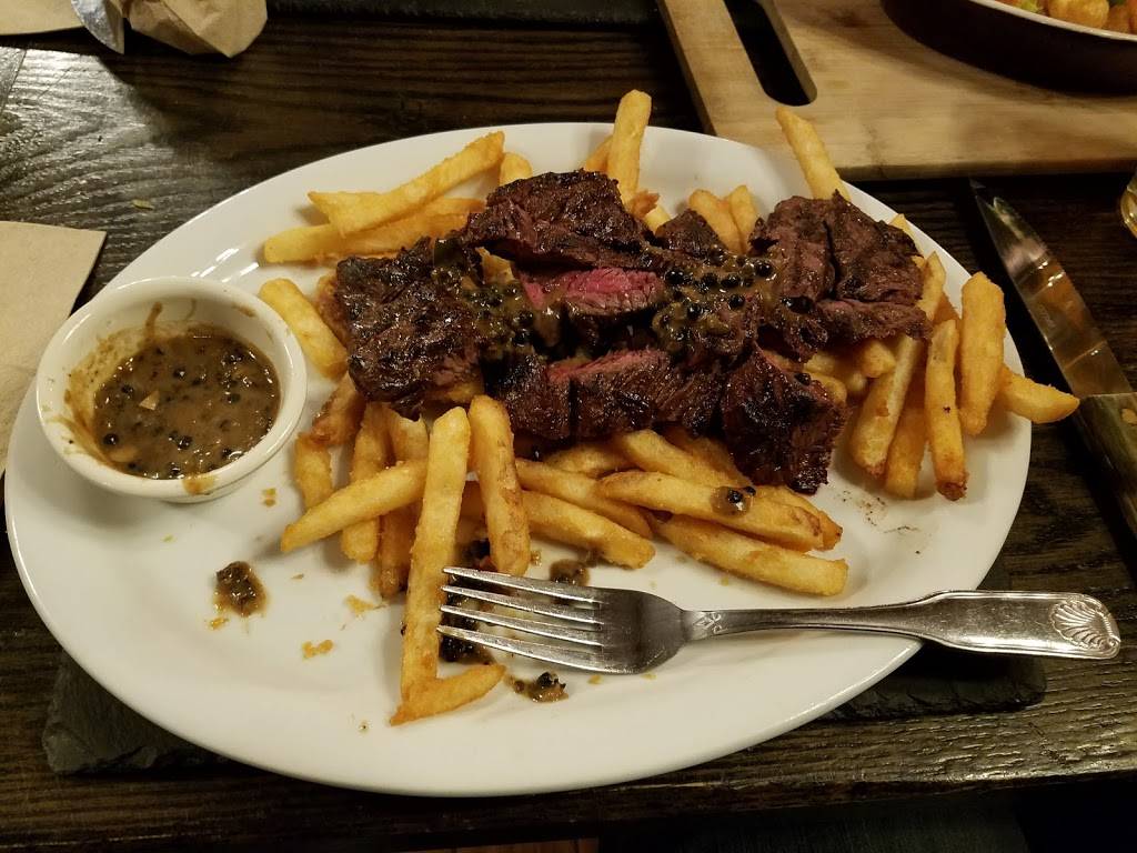 Snowdonia | restaurant | 34-55 32nd St, Astoria, NY 11106, USA | 3477305783 OR +1 347-730-5783