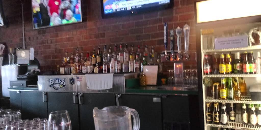 Eagle Grille & Tavern | restaurant | 29 N Main St, Hubbard, OH 44425, USA | 3305347990 OR +1 330-534-7990