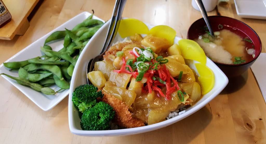 My Lil Cube | restaurant | 402 N Meridian, Puyallup, WA 98371, USA | 2538402158 OR +1 253-840-2158