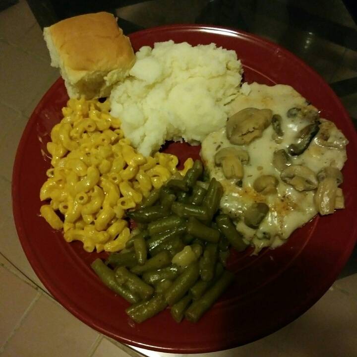 Retro Lounge Columbus | restaurant | 1714 Zettler Rd, Columbus, OH 43227, USA | 6146708464 OR +1 614-670-8464