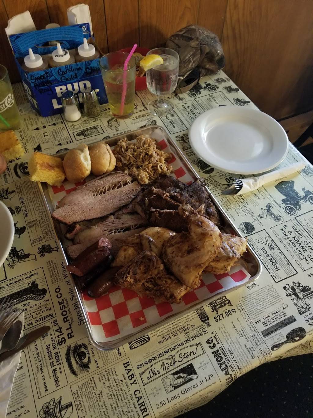 Northwoods Supper Club | restaurant | N14066 Flambeau Ave, Fifield, WI 54524, USA | 7157624447 OR +1 715-762-4447