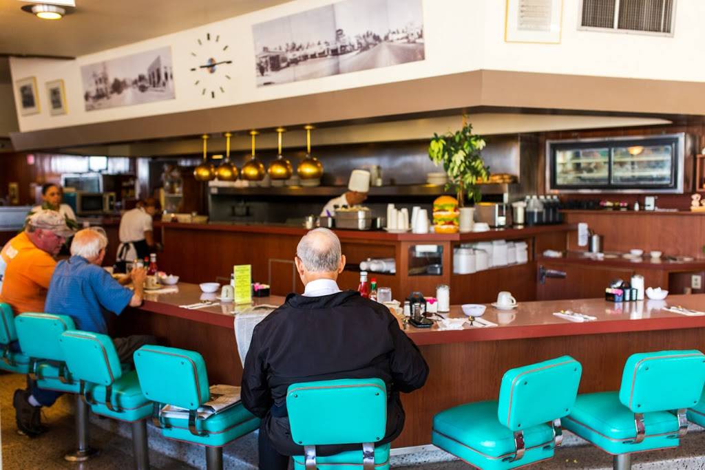 Rods Grill | restaurant | 41 W Huntington Dr, Arcadia, CA 91007, USA | 6264477515 OR +1 626-447-7515