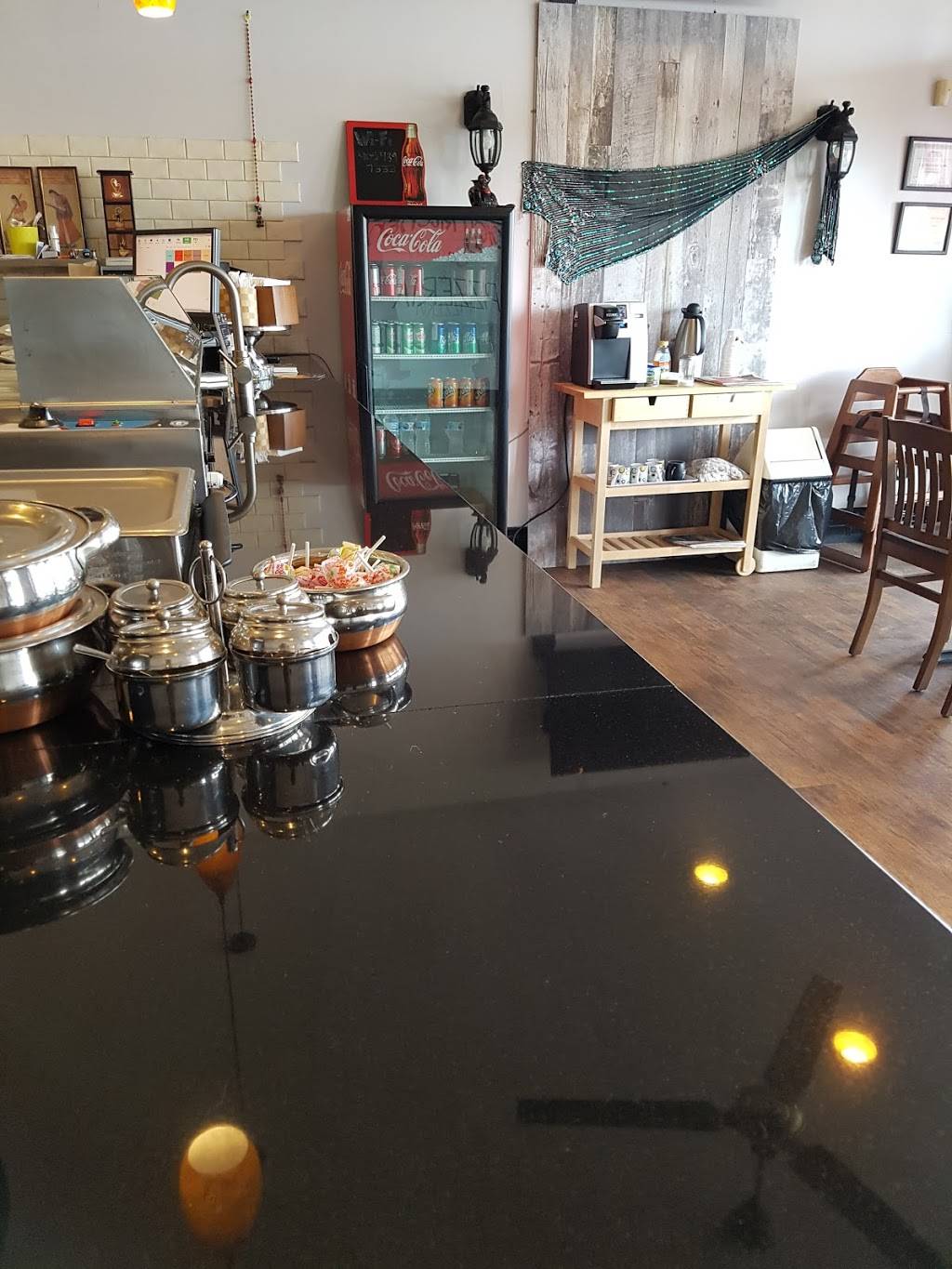 Spicy Kitchen & Pizzeria | restaurant | 6048 ON-9 #17, Schomberg, ON L0G 1T0, Canada | 9059397333 OR +1 905-939-7333