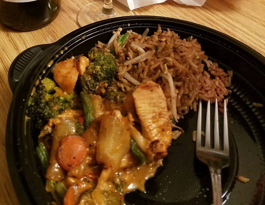 Leeann Chin | meal delivery | 2280 Badger Dr, Hudson, WI 54016, USA | 7156902880 OR +1 715-690-2880