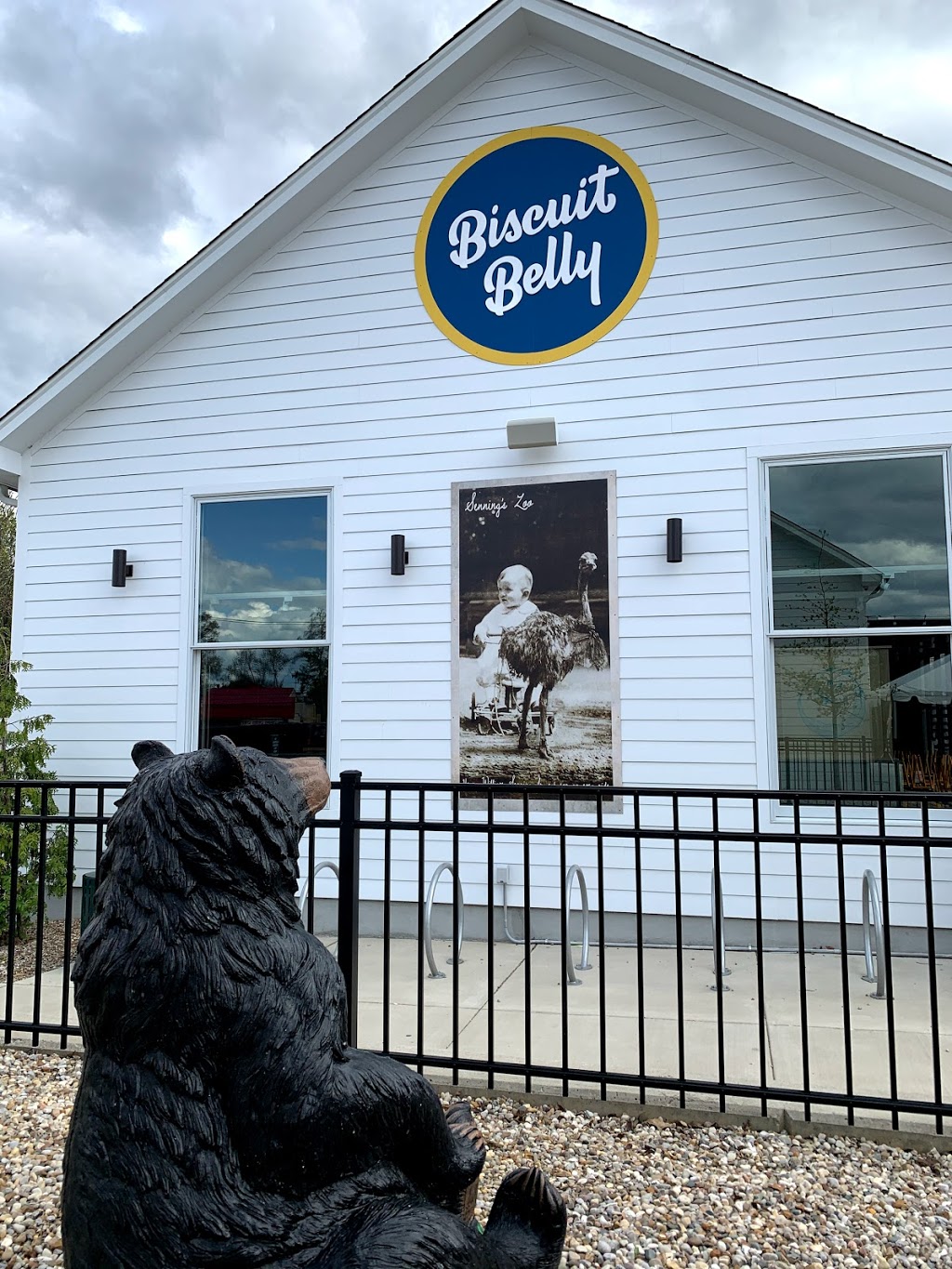 Colonial Gardens | restaurant | 818 W Kenwood Dr, Louisville, KY 40214, USA | 5025818800 OR +1 502-581-8800