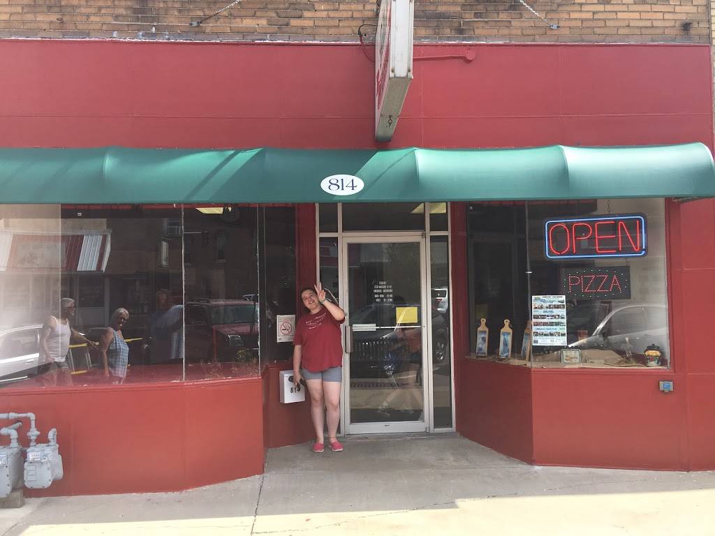 Lil Bellas Pizza | restaurant | 814 1st St, Lasalle, IL 61301, USA | 8152201909 OR +1 815-220-1909