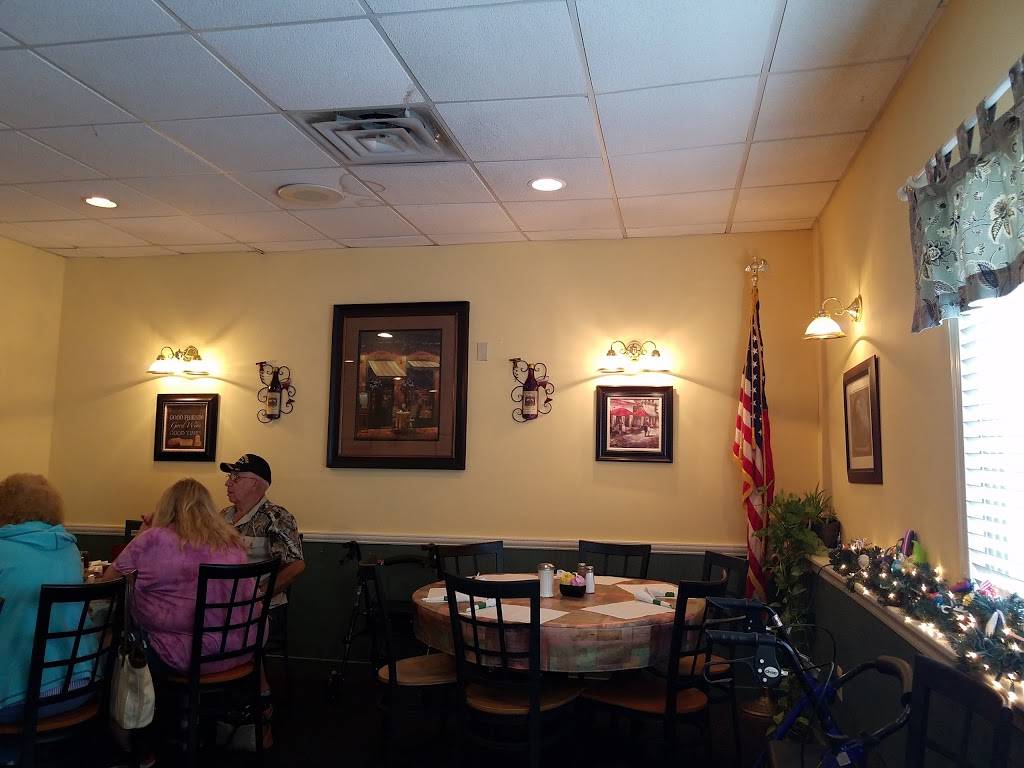 Paulies Family Restaurant | restaurant | 1214 Chestnut St, Coplay, PA 18037, USA | 6102612110 OR +1 610-261-2110