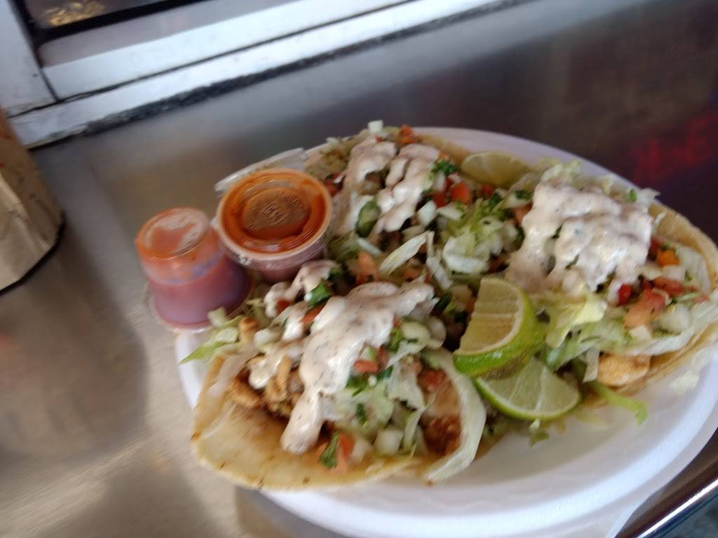 Burrito King | restaurant | 2109 Sunset Blvd, Los Angeles, CA 90026, USA | 2133022581 OR +1 213-302-2581