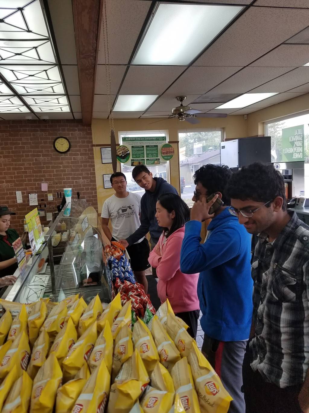 Subway | meal takeaway | 227 W Simpson Ave, McCleary, WA 98557, USA | 3604957827 OR +1 360-495-7827