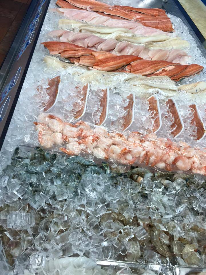 Marché Pêche Pêche Poissonnerie | restaurant | 11686 Boulevard de Salaberry, Dollard-des-Ormeaux, QC H9B 2R8, Canada | 5146838606 OR +1 514-683-8606