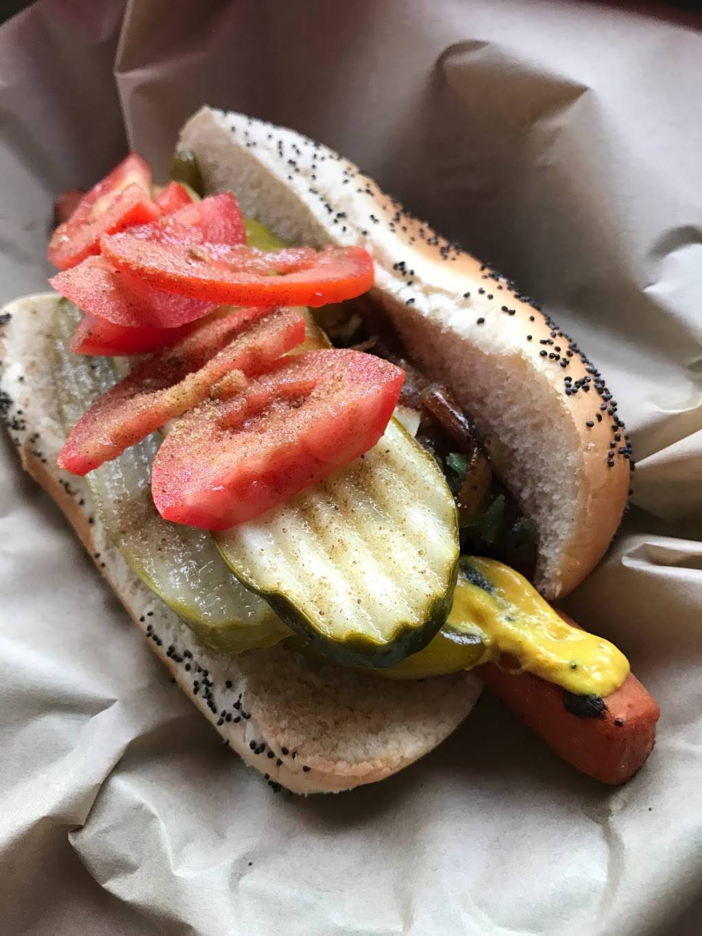 Fraser Valley Hot Dog | restaurant | 78927 US-40, Winter Park, CO 80482, USA | 9707261021 OR +1 970-726-1021