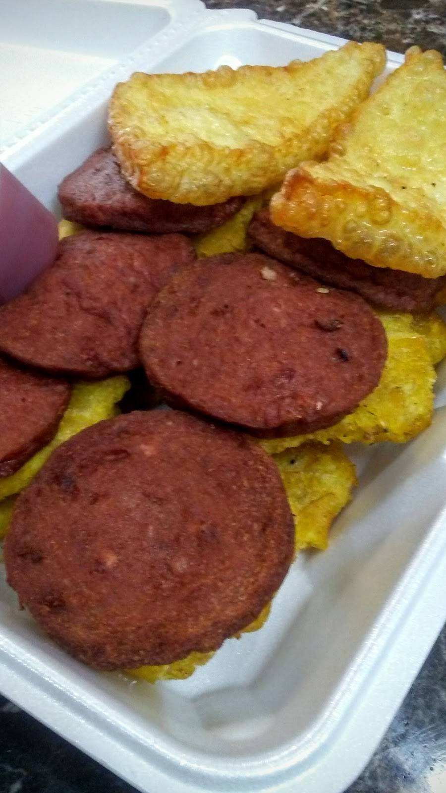 Oscars Kitchen La Casa De La Yaroa Y Patacon | restaurant | 2618 Jerome Ave, Bronx, NY 10468, USA | 6463535991 OR +1 646-353-5991