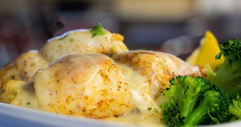 Latitude Seafood Co. Richmond | restaurant | 9216 Stony Point Pkwy # 148, Richmond, VA 23235, USA | 8047298441 OR +1 804-729-8441