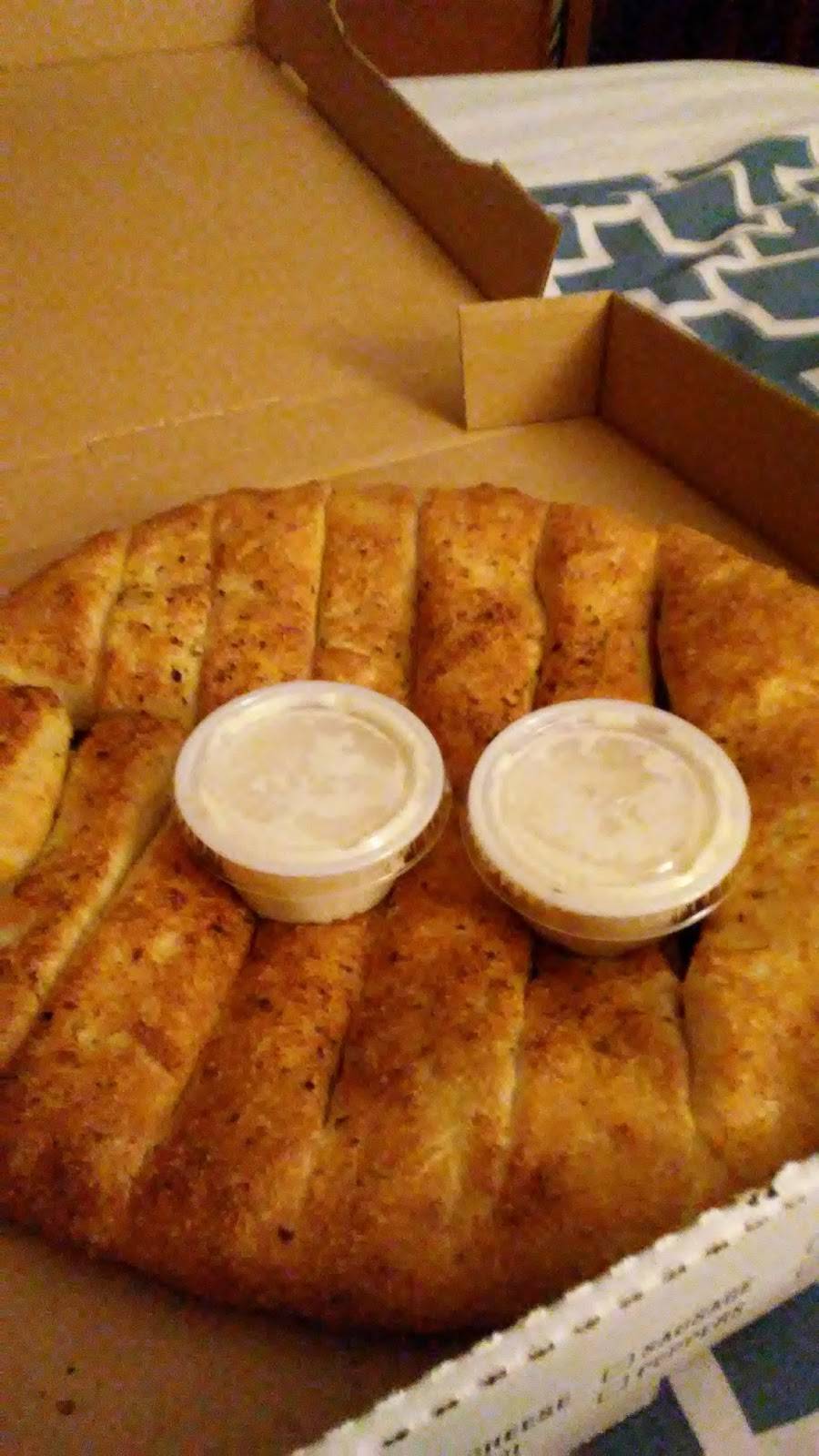 Tylers New York Pizzeria | restaurant | 9 Main St, Tupper Lake, NY 12986, USA | 5183593300 OR +1 518-359-3300