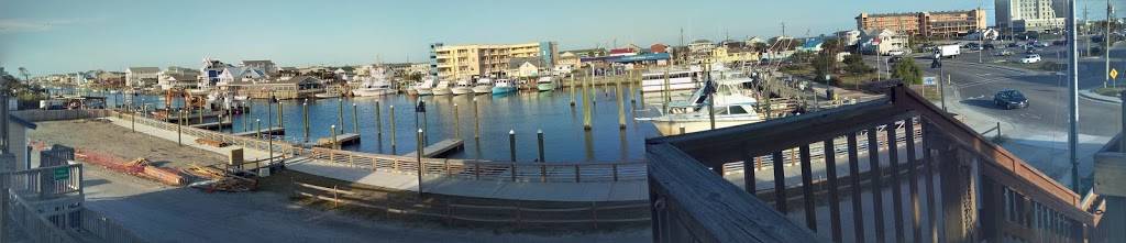 Sharkies Burgers & Brews | restaurant | 300 N Lake Park Blvd, Carolina Beach, NC 28428, USA | 9107071169 OR +1 910-707-1169