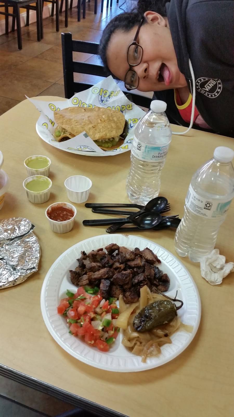 Pollo Regio | restaurant | 4200 South Fwy, Fort Worth, TX 76115, USA | 8179234595 OR +1 817-923-4595