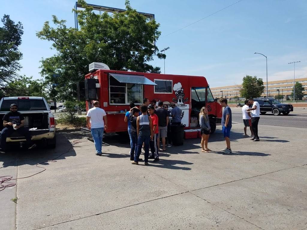 Barbacoa El Oso | restaurant | 2110 S Federal Blvd, Denver, CO 80219, USA | 7203256597 OR +1 720-325-6597