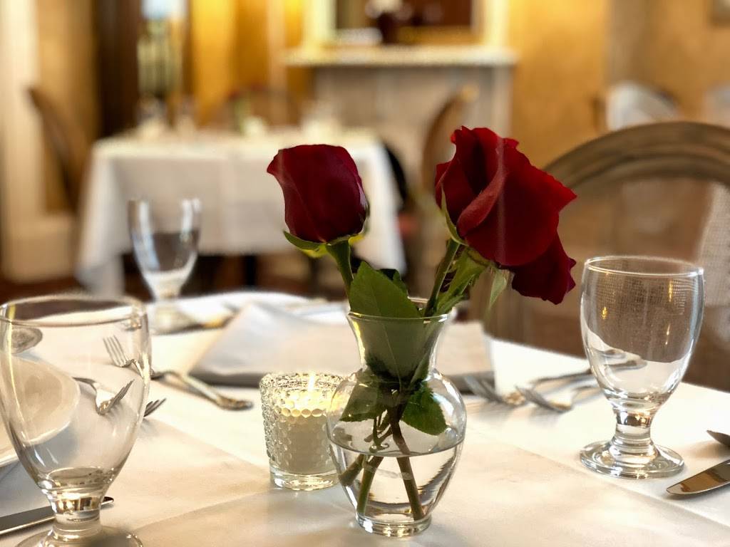 The Neely House | restaurant | 617 E Adams St, Muncie, IN 47305, USA | 7652161647 OR +1 765-216-1647