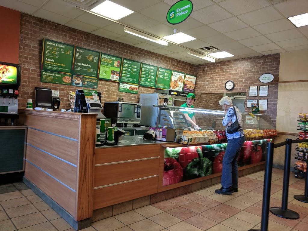 Subway Restaurants | restaurant | 2800 E Whitestone Blvd Ste 135, Cedar Park, TX 78613, USA | 5122603938 OR +1 512-260-3938