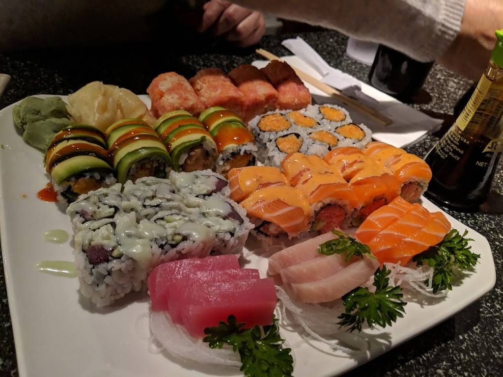 Fuji Hibachi Steak House and Sushi Bar | restaurant | 485 Georges Rd, Dayton, NJ 08810, USA | 7322748830 OR +1 732-274-8830