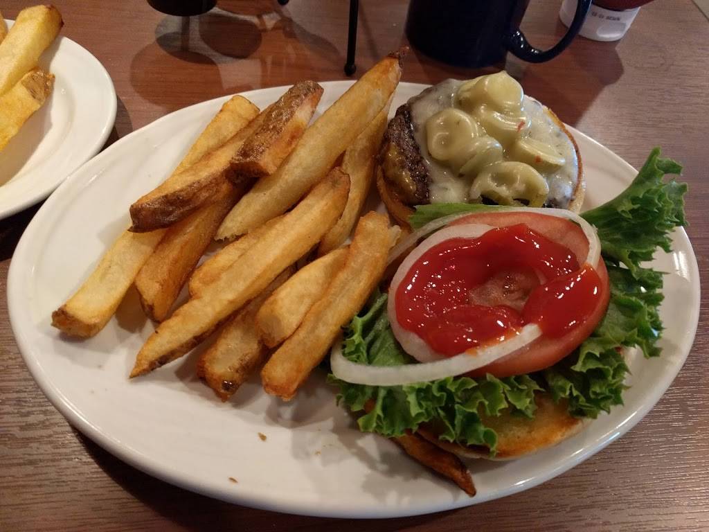 Berardis Family Kitchen | restaurant | 1019 W Perkins Ave, Sandusky, OH 44870, USA | 4196264592 OR +1 419-626-4592