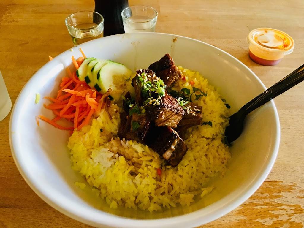 SINGHS Vietnamese | restaurant | Marys, 2803 N St Marys St, San Antonio, TX 78212, USA | 2103200171 OR +1 210-320-0171